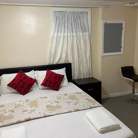 A Private Room In Queens New York Ngoại thất bức ảnh